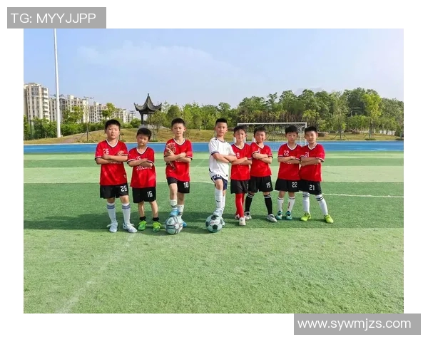 世界足球明星荣耀时刻精彩瞬间回顾与领奖盛典全景展示