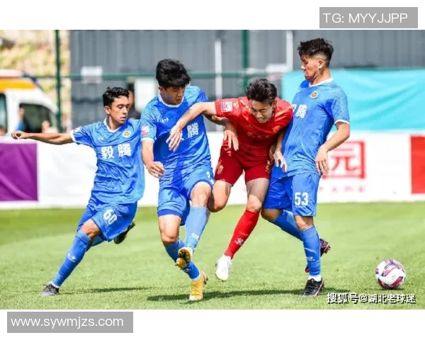 南京羽毛球队在城市联赛中以79分稳居积分榜首位展现强劲实力 南京羽毛球队在城市联赛中以79分稳居积分榜首位展现强劲实力