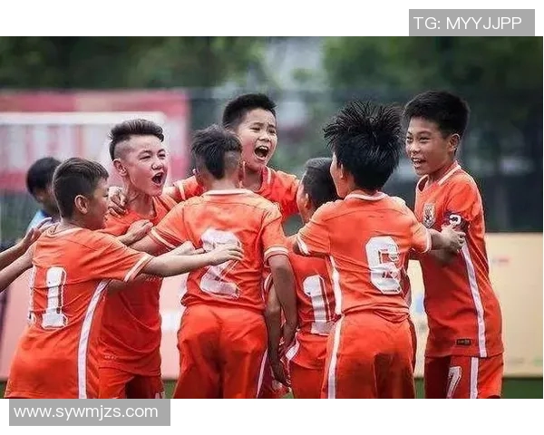 小孩与足球明星的奇妙互动教会了我们舞蹈与运动的完美结合 小孩与足球明星的奇妙互动教会了我们舞蹈与运动的完美结合