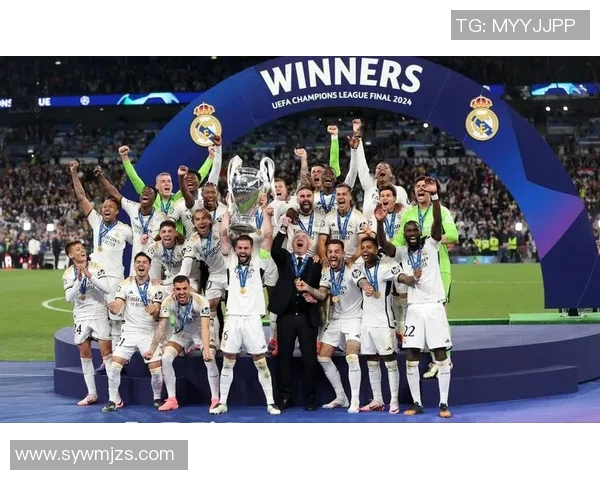 德国6号足球明星的辉煌历程与成就揭秘