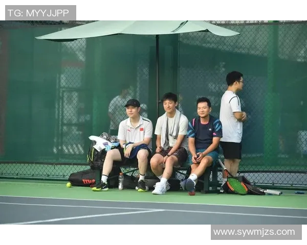 成都网球队与上海网球队赛后复盘分析意识碰撞与战术较量 成都网球队与上海网球队赛后复盘分析意识碰撞与战术较量