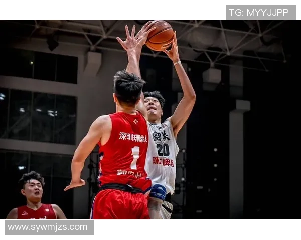 深圳篮球队在选拔赛中以67分稳居积分榜首位展现强劲实力