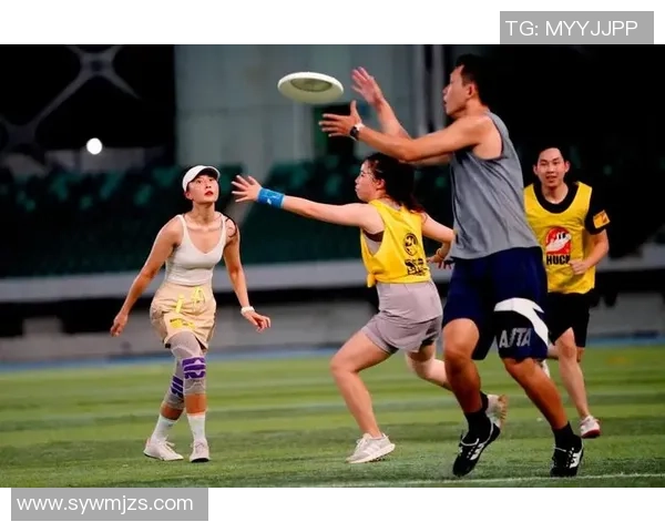 独家分析:深圳飞盘队的配合对比